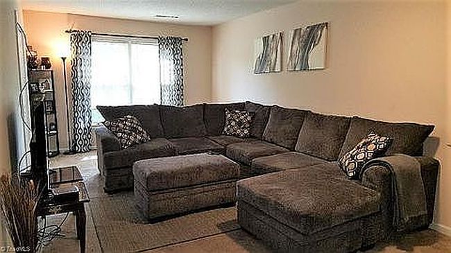 Photo of 2810G Carriage Dr, Winston Salem, NC