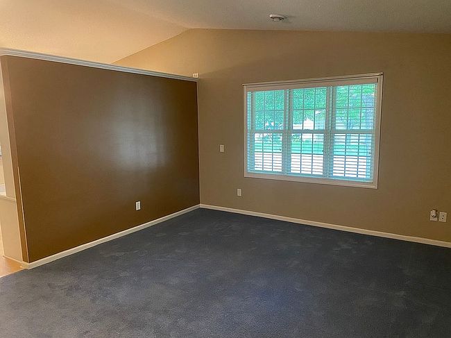 Image of 550 N Welco Dr