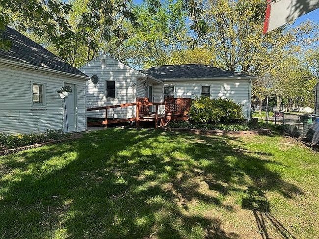 Image of 217 N Roosevelt Rd