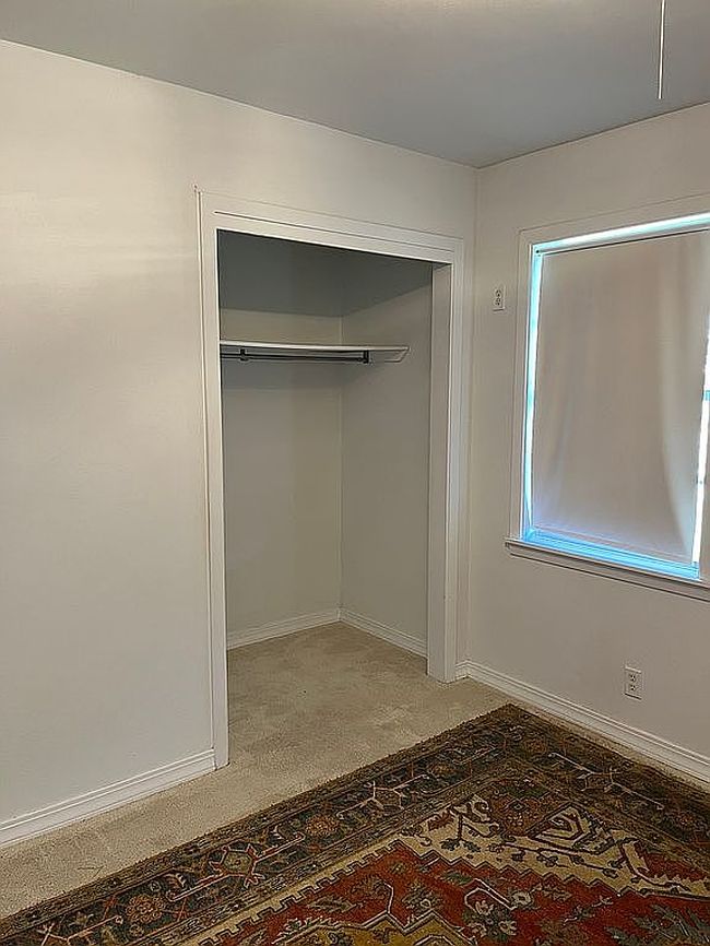 Image of 121 Kaffie Dr