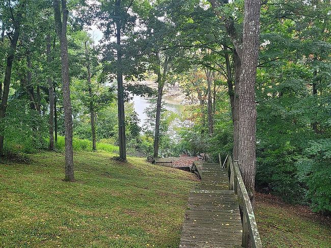 Photo of 275 Beams Dr, Harrodsburg, KY