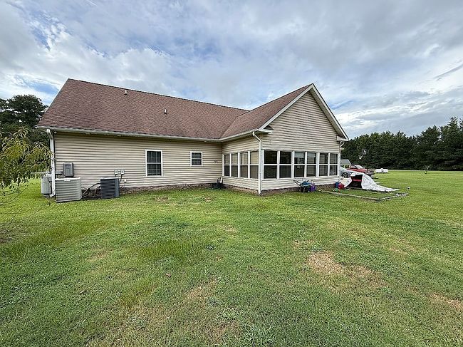 Photo of 1046 Mockingbird Rd, Williamston, NC