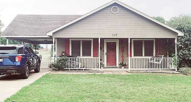 Image of 303 W Bois D Arc Ave