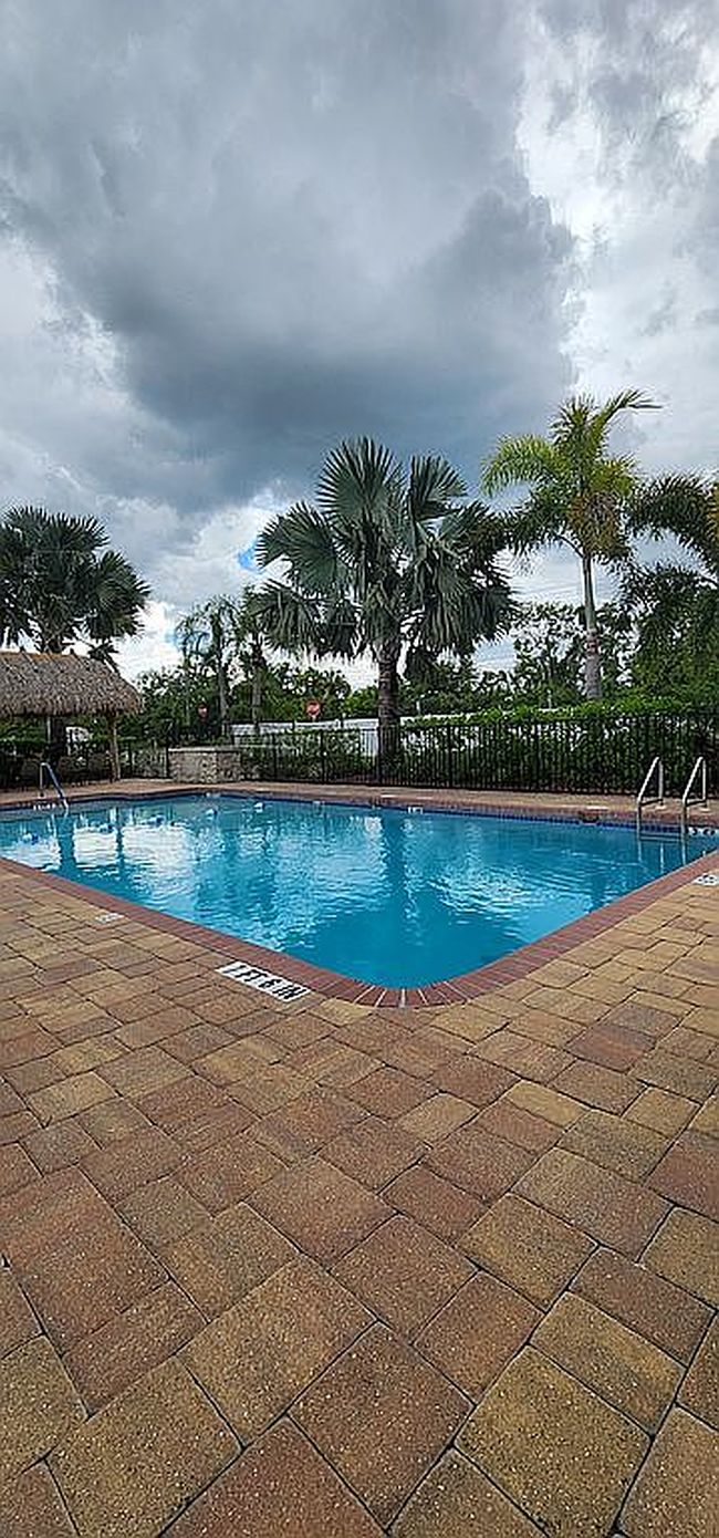 Image of 578 Falcon Ave