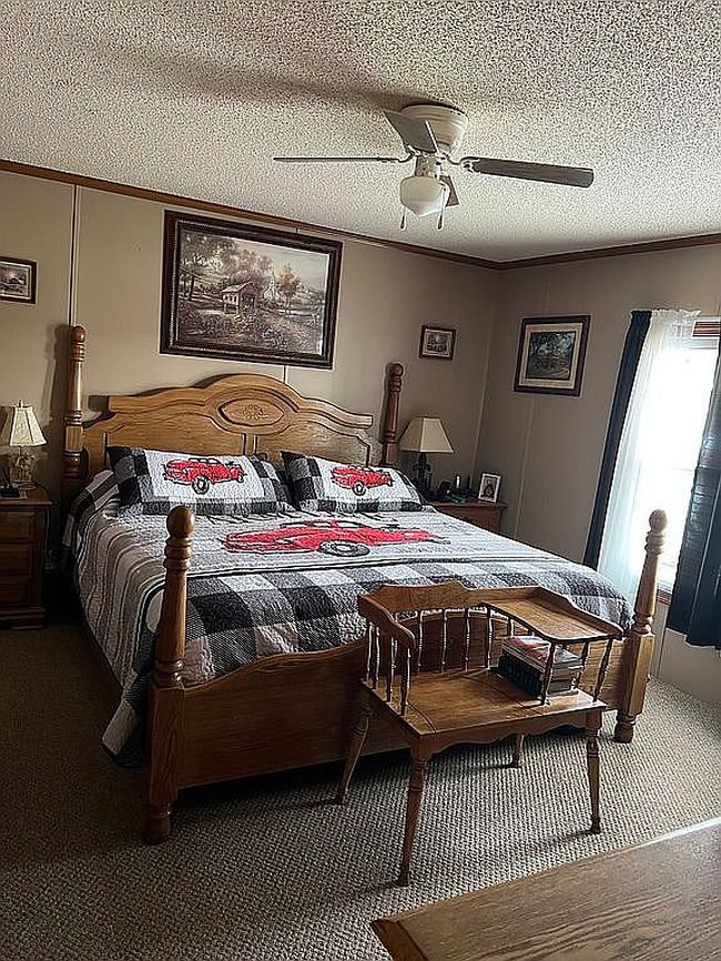 Photo of 640 Broadway St, West Liberty, KY