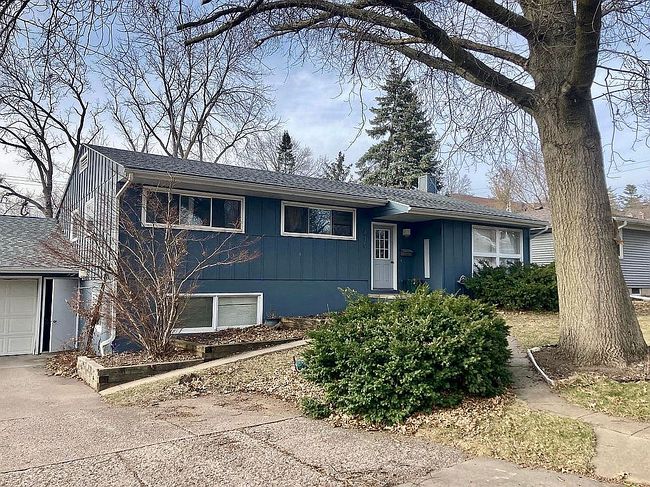 Image of 415 4th Ave Sw