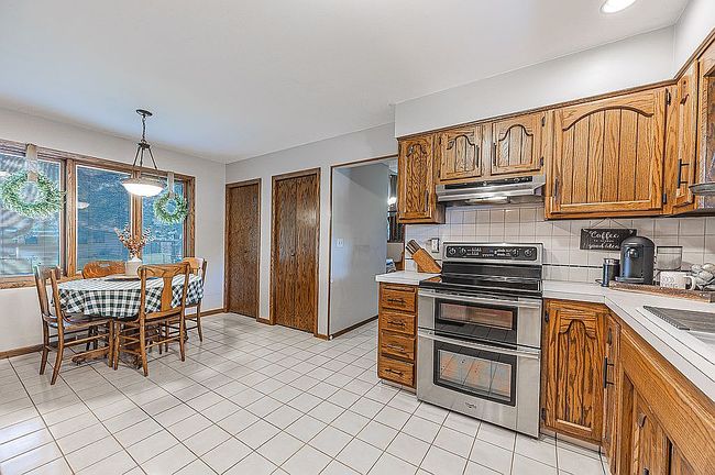 Image of 3314 Peterson Pkwy N