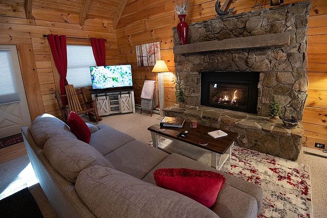 Image of 101 Pines Dr