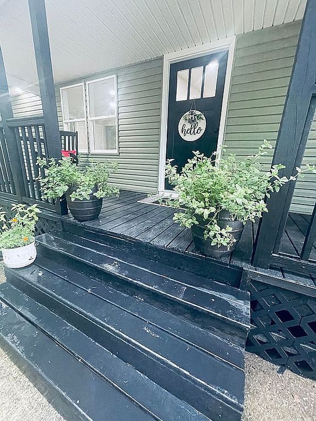 Image of 471 Martin Rd