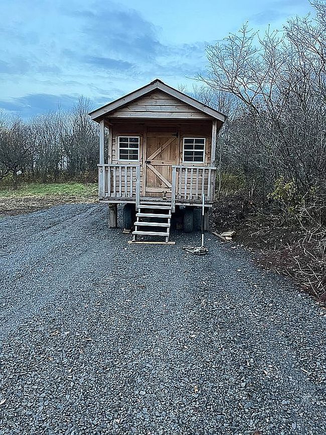 Image of 7122 Van Dressen Rd