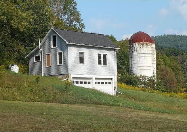 144 State Line Rd, Windsor, NY