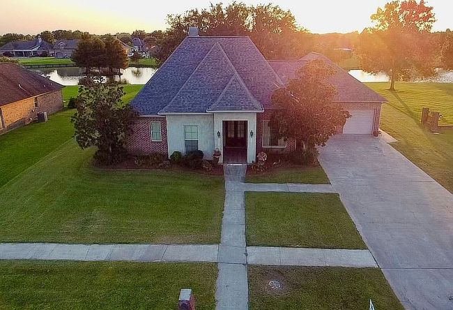 Photo of 9661 Belle Place Cir, Maurice, LA