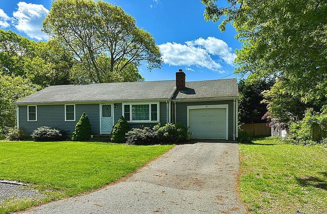 Photo of 41 Mockingbird Ln