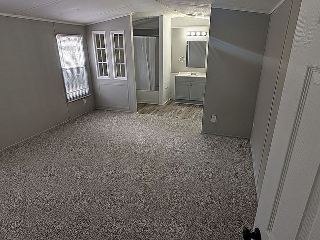 Image of 1219 W Skyline Dr #33