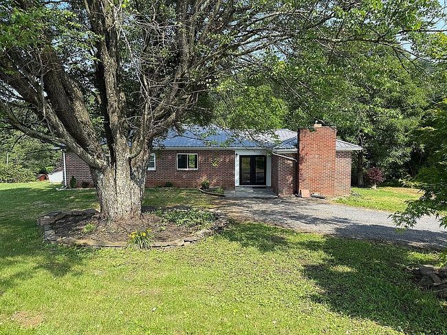 Photo of 114 Blues Addition Rd, Springfield, WV