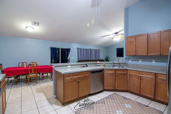 Image of 821 Ne 9th St