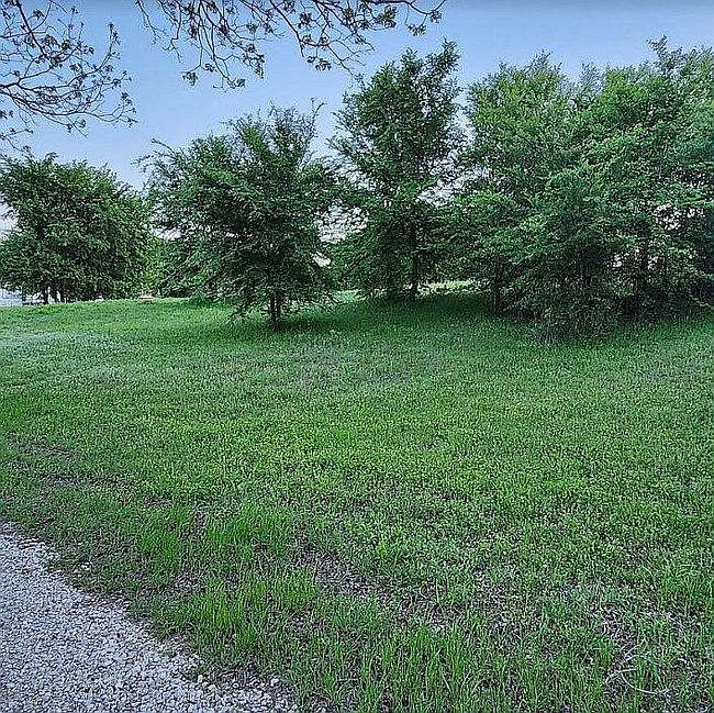 Additional photo 2 of property located at 2880 Fm 2931