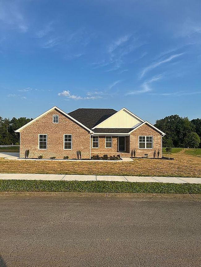 Photo of 201 Blackberry Dr, Campbellsville, KY