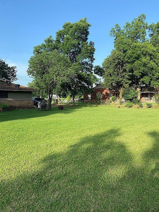 Image of 1119 W Main St
