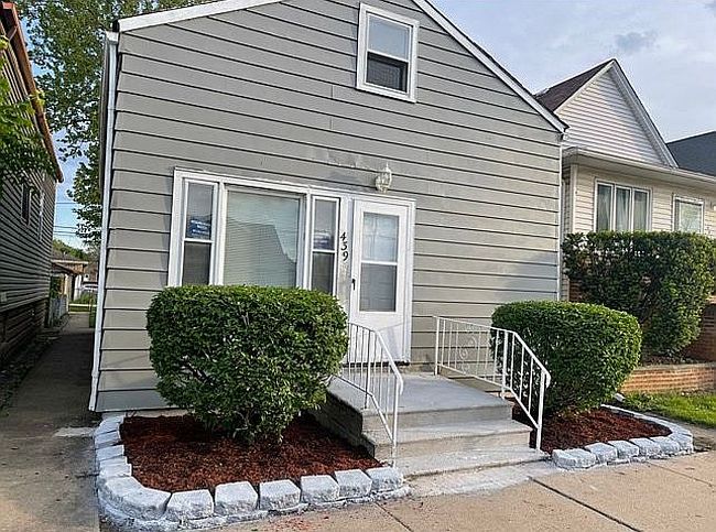 Photo of 439 Pulaski Rd, Calumet City, IL
