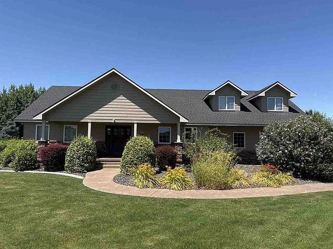 Photo of 12406 Eagle Reach Ct, Pasco, WA
