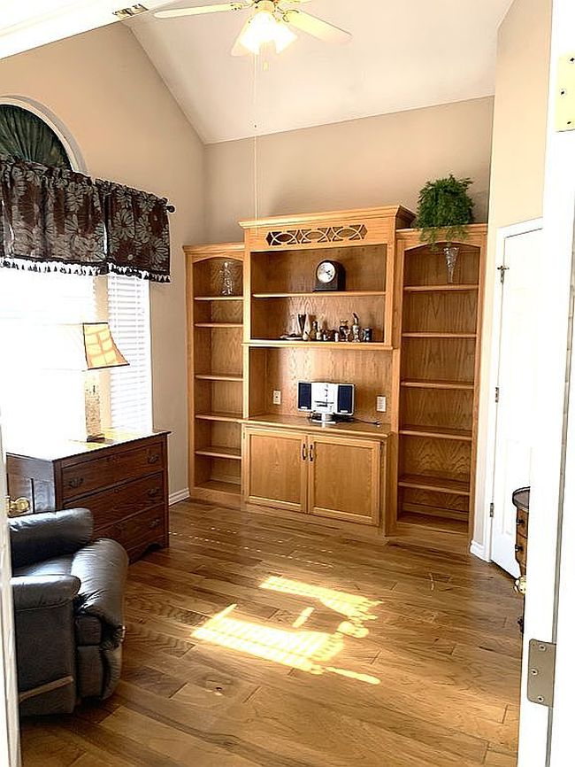 Photo of 1013 Quail Ridge Rd, Enid, OK