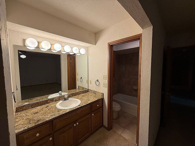 Additional photo 1 of property located at 2302 Linfield Ct