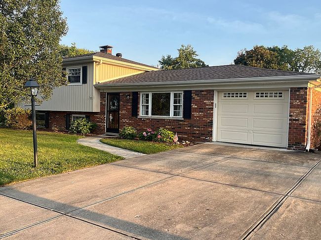 Additional photo 2 of property located at 575 Garner Dr