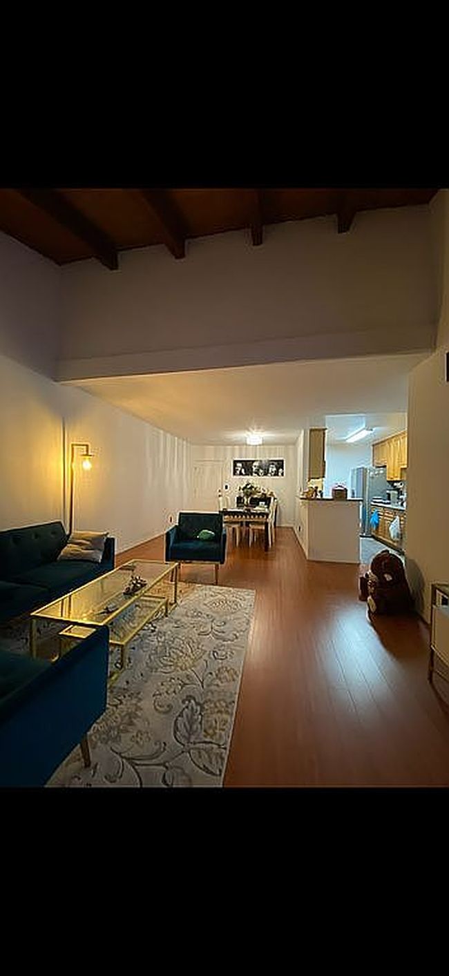 Image of 10636 Woodley Ave Unit 44