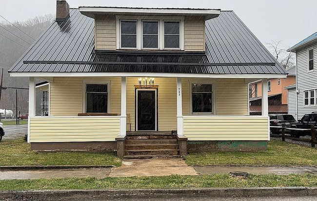Image of 701 2nd Ave