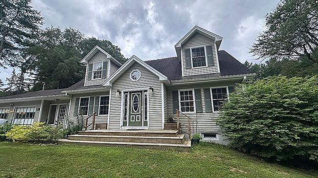 Photo of 21 Thompson Rd, North Franklin, CT