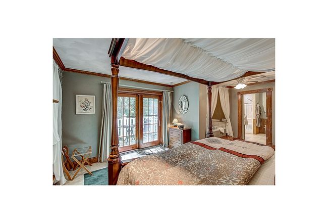 Image of 5525 Portage Rd