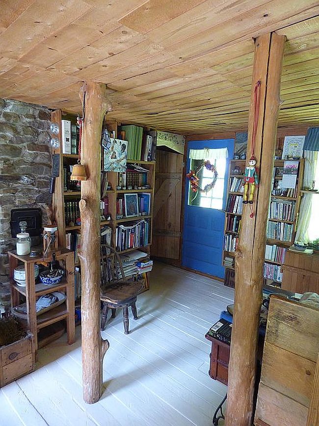 Photo of 499 Buck Mountain Rd, Crown Point, NY