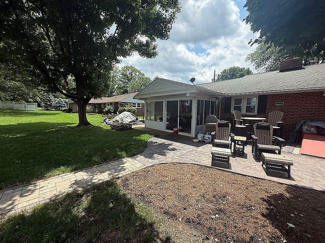 Photo of 3 Pfautz Ave, Lititz, PA