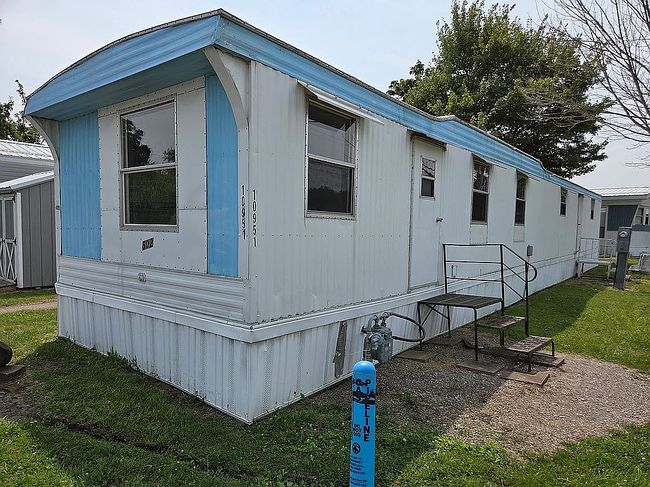 Additional photo 1 of property located at 10951 Perry Hwy #502