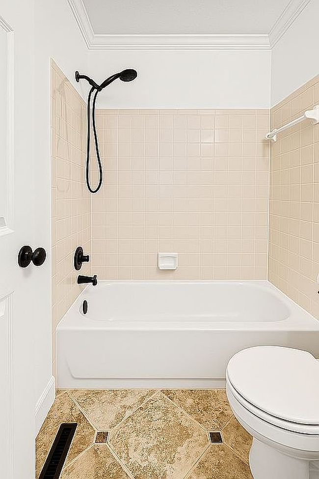 Image of 2132 Montreat Dr