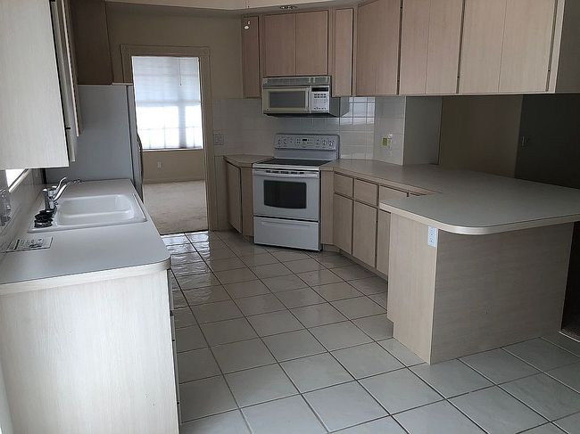 Photo of 317 Kelsey Park Cir, Palm Beach Gardens, FL