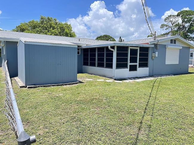 Photo of 1530 Windward Dr, Melbourne, FL