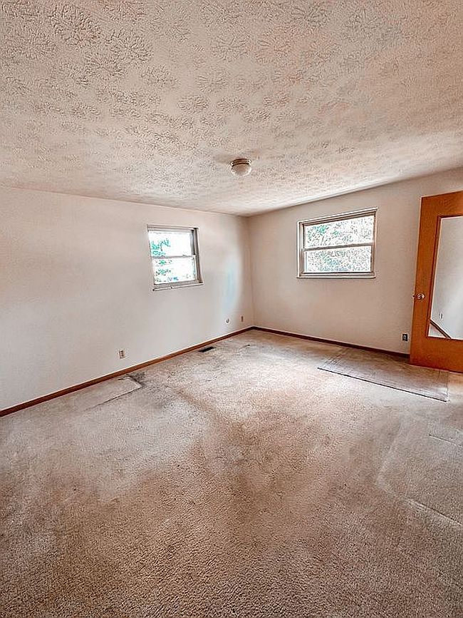 Photo of 3573 Kemp Rd, Dayton, OH