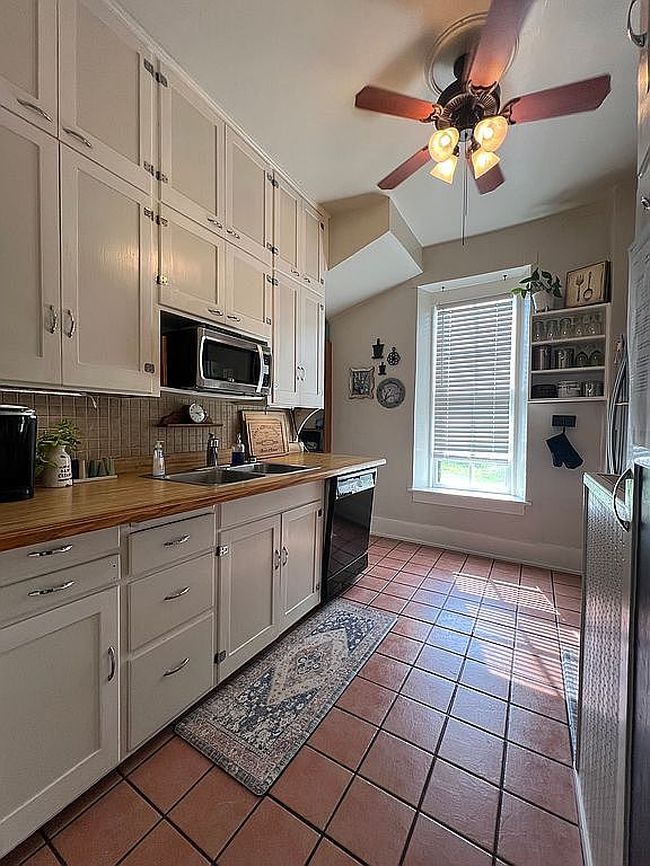 Photo of 600 Western Ave, Blue Rapids, KS