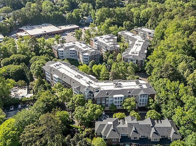 Photo of 2701 Glenwood Gardens Ln Unit 106, Raleigh, NC