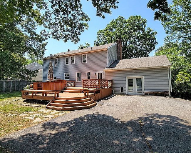 Image of 1771 Robindale Rd