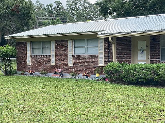 2917 Silver Lake Dr, Palatka, FL