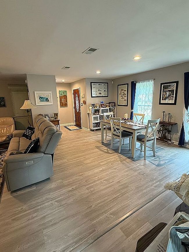 Additional photo 2 of property located at 706 Saint Croix Cv