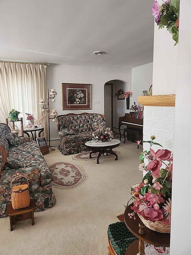 Preview of property located at 209 E Christiana St