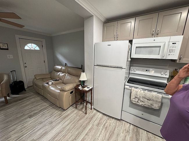 Additional photo 1 of property located at 257 Cherokee St Apt 2