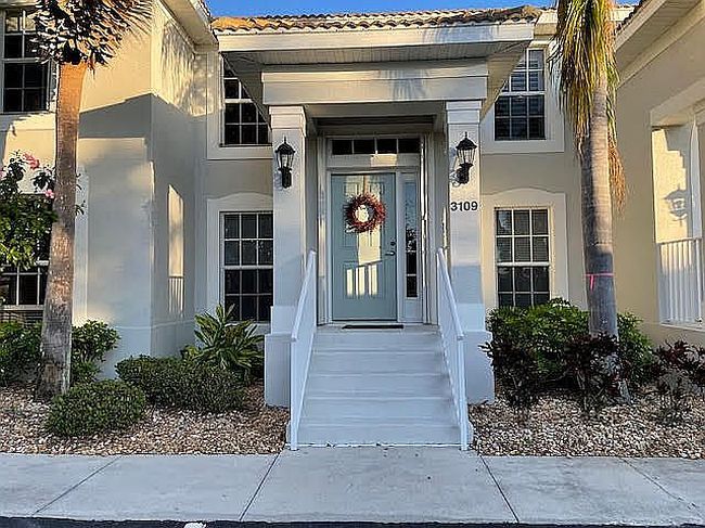 9667 Hemingway Ln, Fort Myers, FL