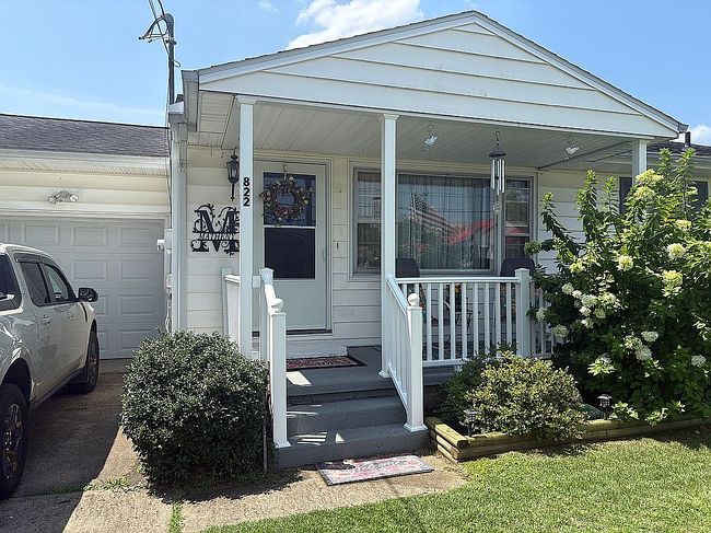 Photo of 822 30th St, Point Pleasant, WV
