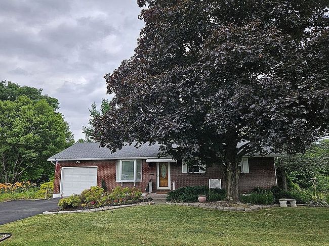Additional photo 4 of property located at 7642 Prospect Dr