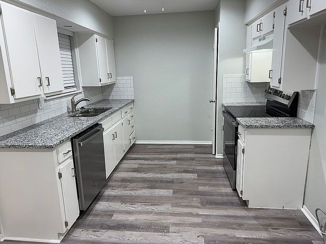 Image of 1902 Glenwick Ln